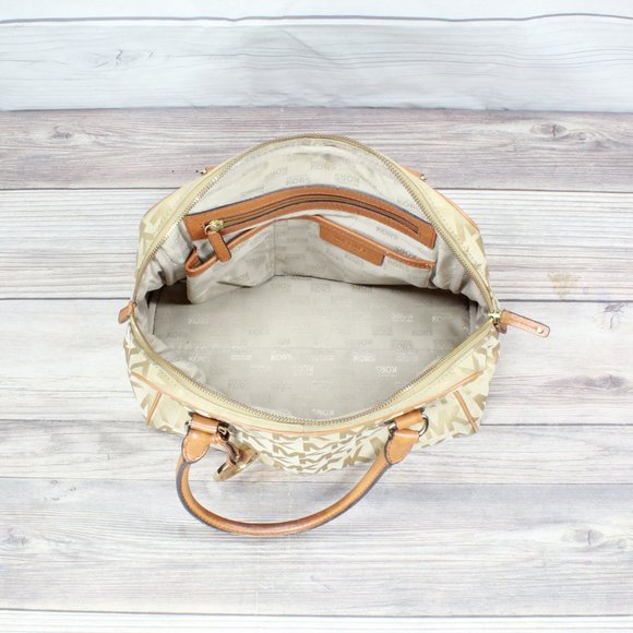 Michael Kors Women Brown Leather Lined Handbag - Picture 7 of 10